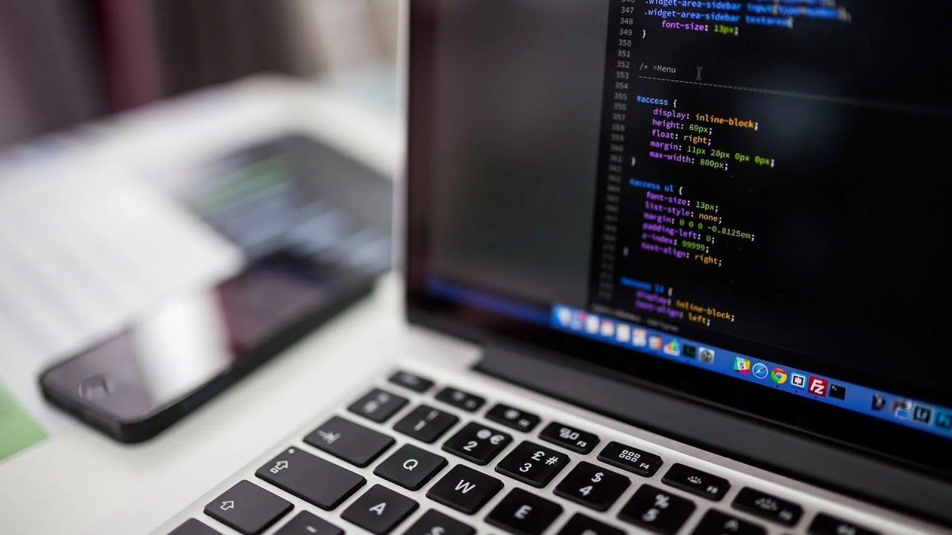 Comment se former en informatique industrielle ?
